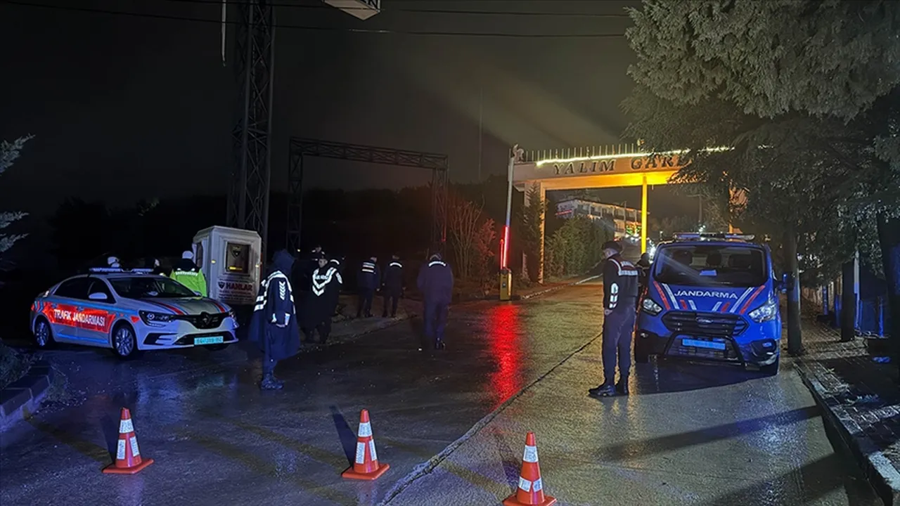 Uşak Belediye başkanı Özkan Yalım görevden uzaklaştırıldı