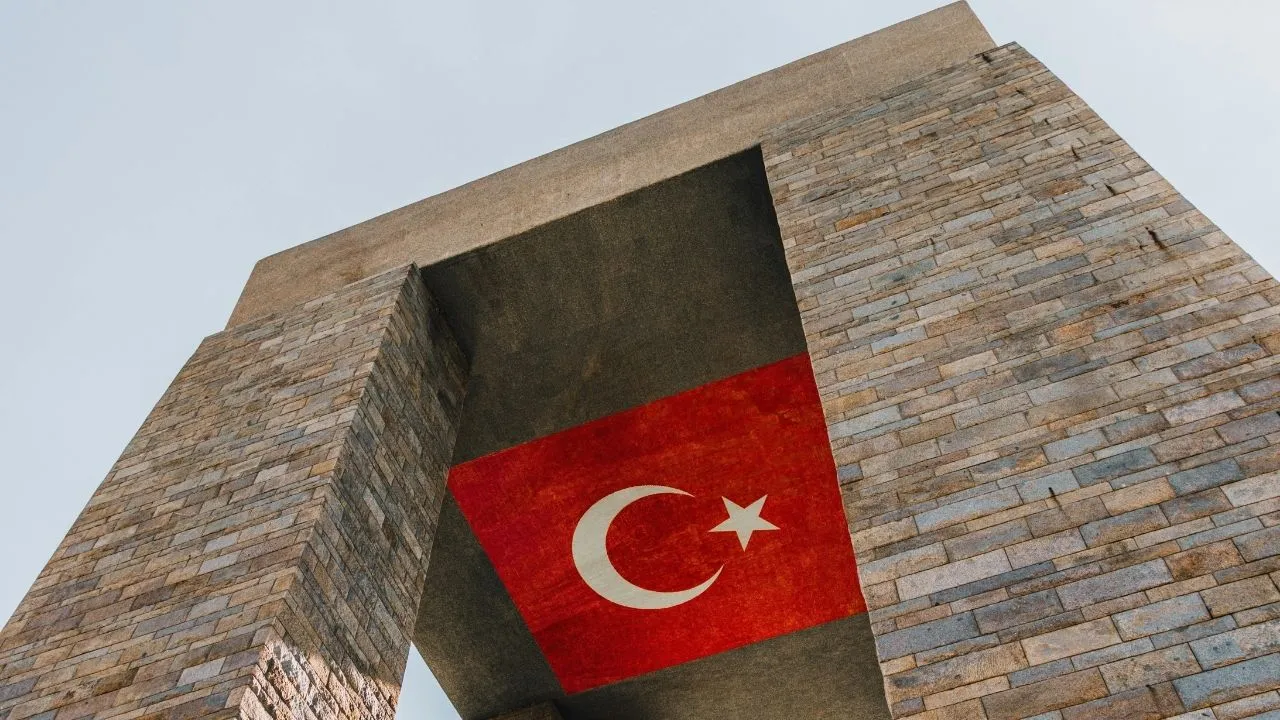 18 Mart 2026 resmi tatil mi, okul var mı? 18 Mart Çanakkale Zaferi ve Şehitleri Anma Günü