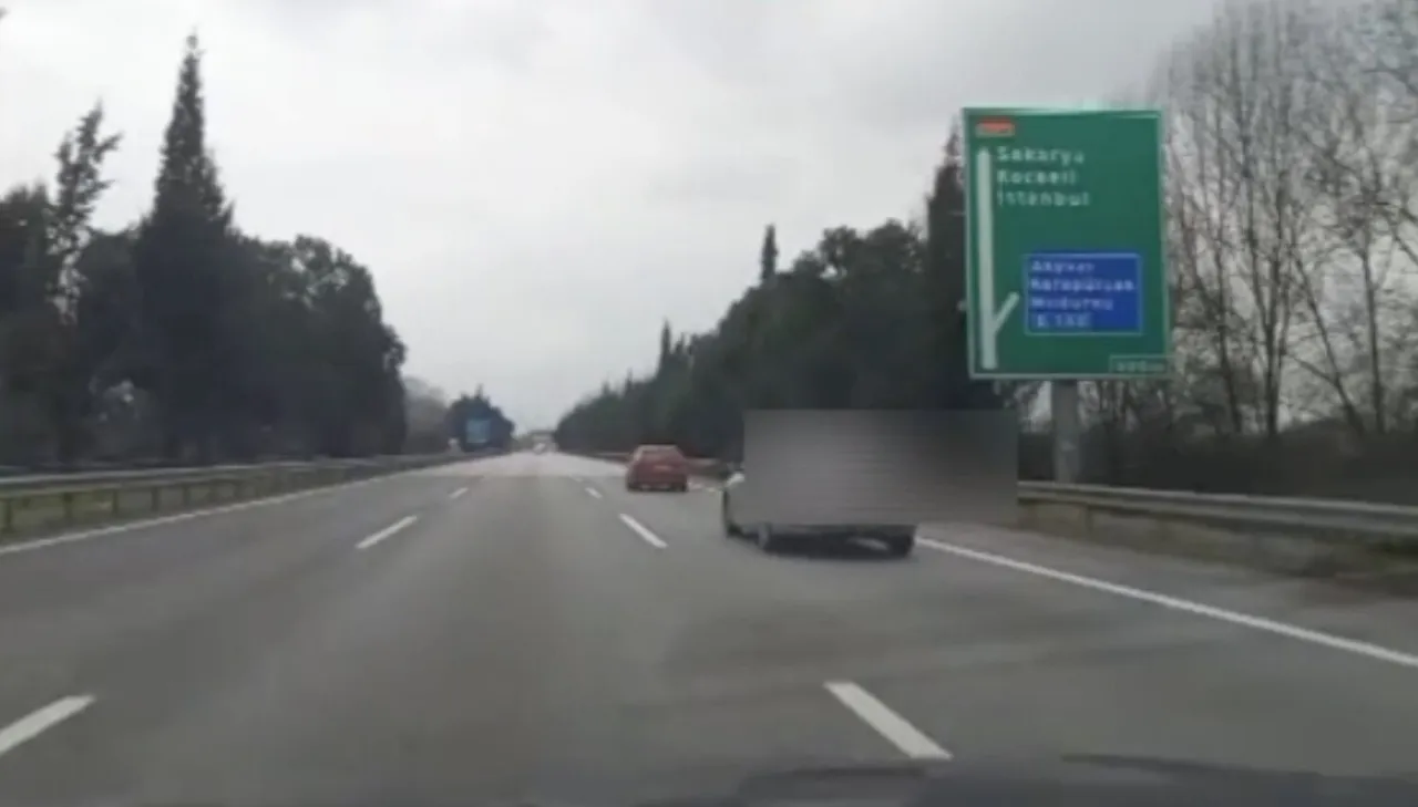 Araba değil cephanelik! Bin 460 adet silah parçası ele geçirildi