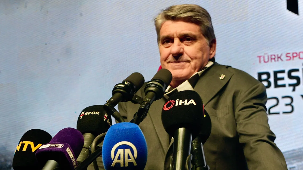 Beşiktaş'ta Adalı, Galatasaray derbisi öncesi iddialı: Önümüzde kimse duramaz