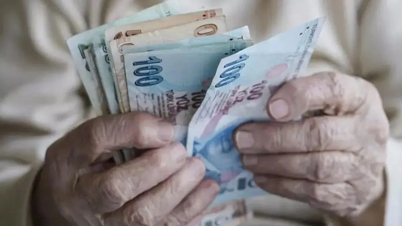 Emekli bayram ikramiyesi ne kadar olacak? 2026 ikramiye zam oranı