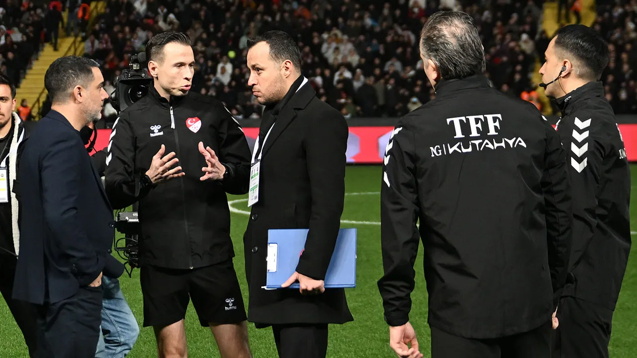 Gaziantep FK - F.Bahçe maçı gecikmeli başladı