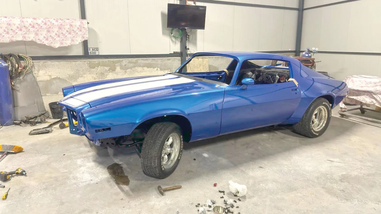 Hurda klasikleri yeni hâle getiriyor