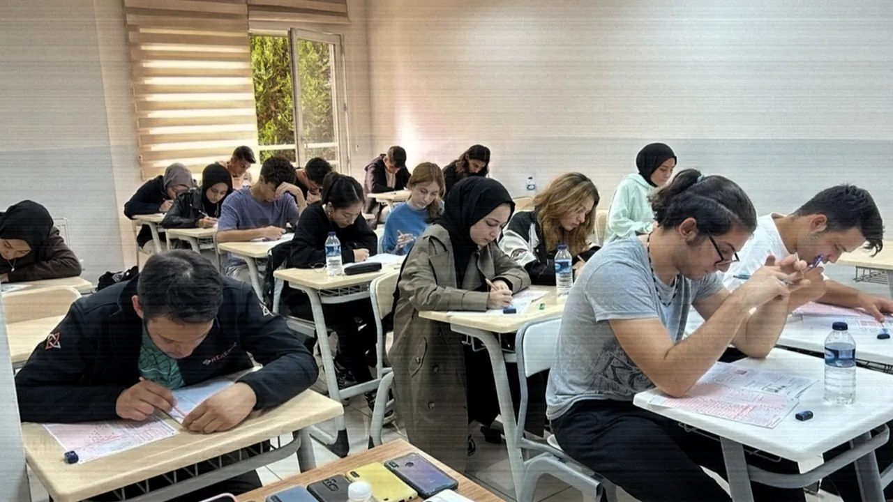 LGS/YKS maratonunda kritik 'son 100 gün' virajı... Bilgi değil, strateji dönemine girildi