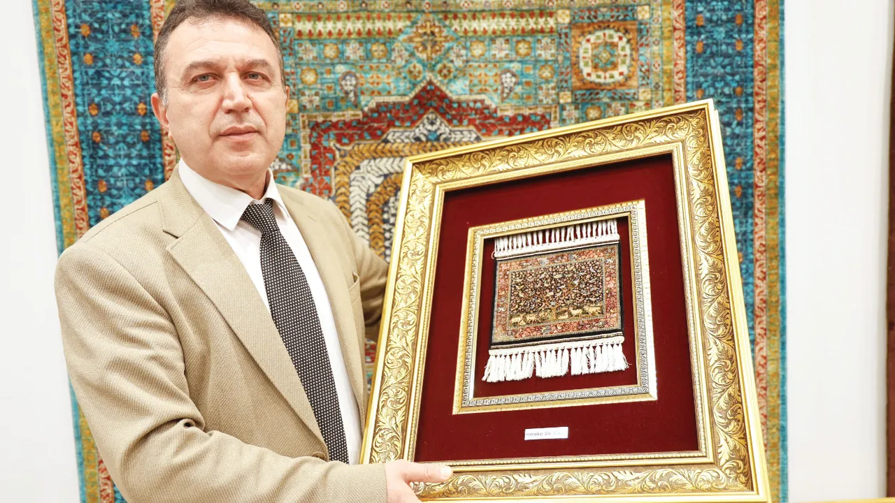 Paha biçilmez mini halı