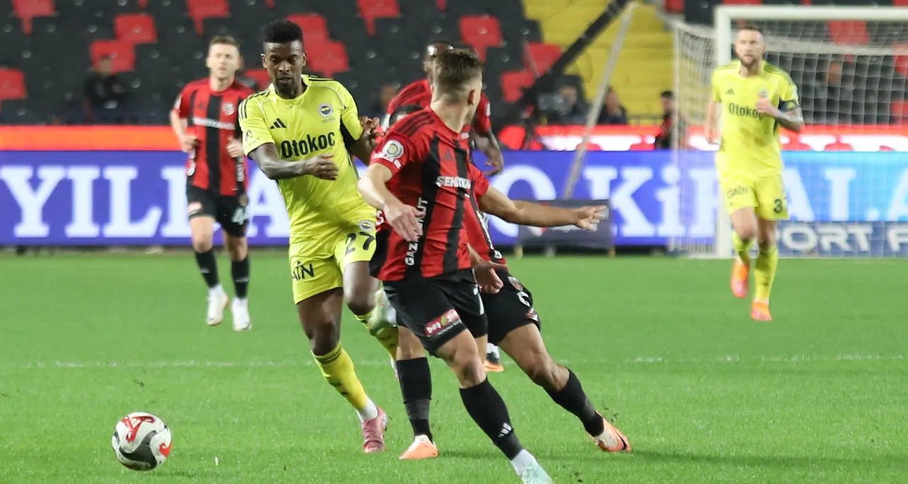 Şifresiz canlı yayınlanacak! Gaziantep-Fenerbahçe maçı hangi kanalda, nerede izlenir, saat kaçta?