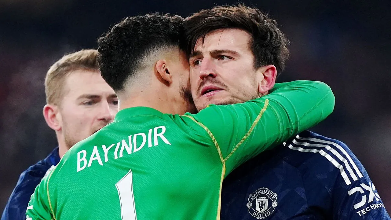 Yıldız futbolcuya 15 ay hapis cezası!