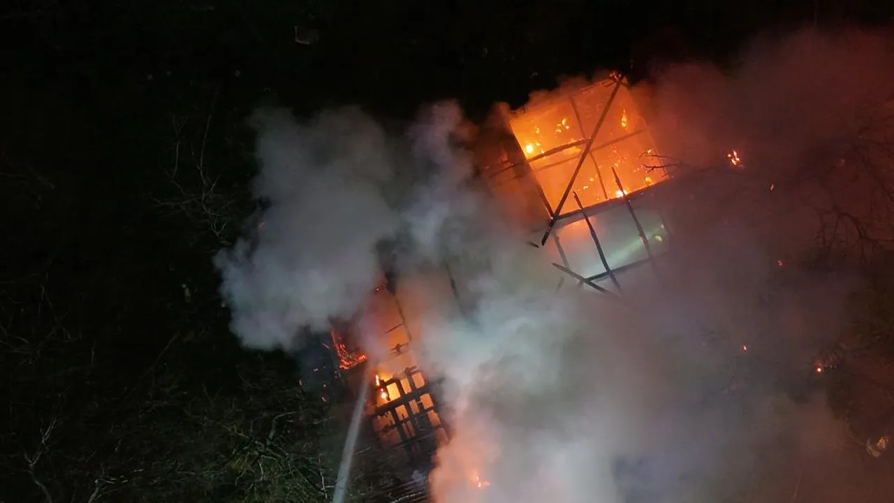 Acı ölüm! Yalnız yaşadığı evde alevler içinde can verdi