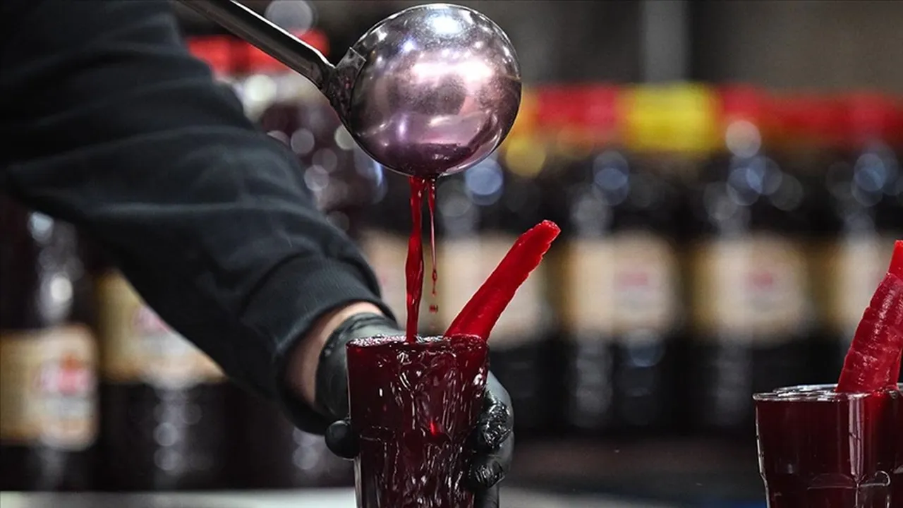 İftarda 1 bardak içmek yetiyor! Baş dönmesini azaltıp mideyi rahatlatıyor