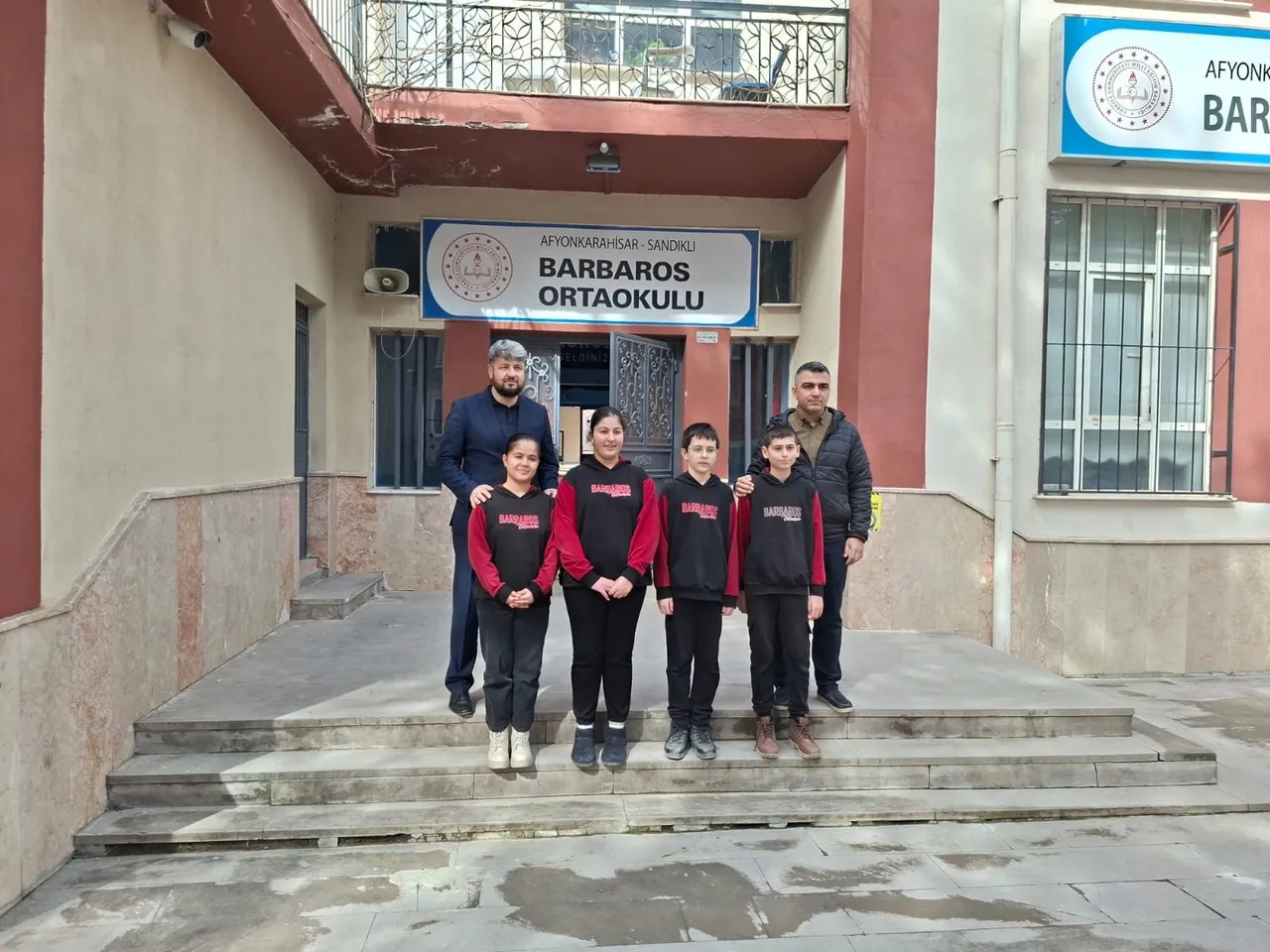 Öğrenciler 3 zimem defteri satın aldı: Harçlıklarıyla veresiye kapattılar