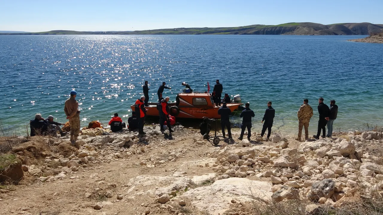 Türkiye'ye düşen füze parçalarının sırrı çözüldü: Hedefte Gerald Ford vardı