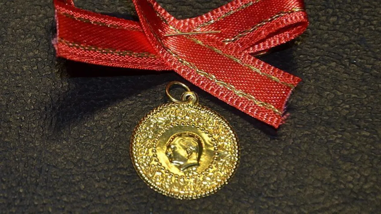 Altında herkes ters köşe olacak! İslam Memiş uyardı: Piyasanın gözü bu haberde!