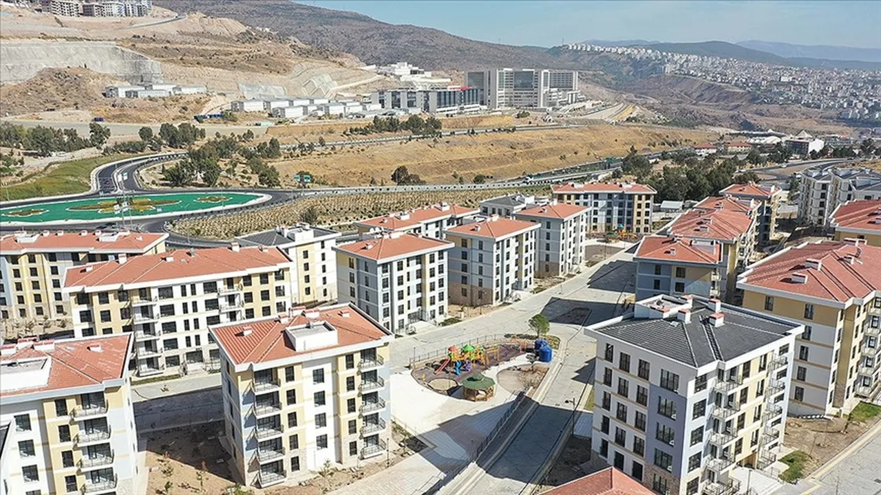 2. İzmir TOKİ kura sonuçları belli oluyor! 21 bin 20 konutun hak sahipleri isim isim açıklanıyor