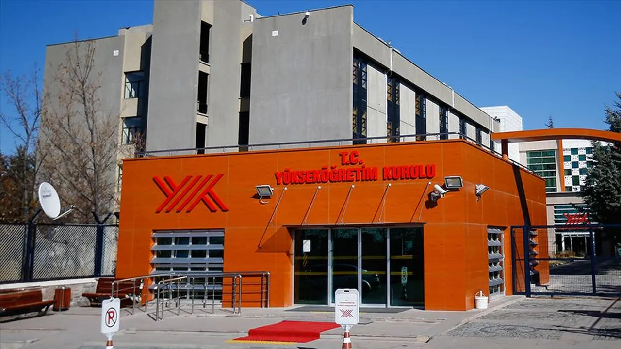 Lisansüstü eğitimde yeni dönem! YÖK kriterleri güncelledi, puan hesaplaması nasıl olacak?