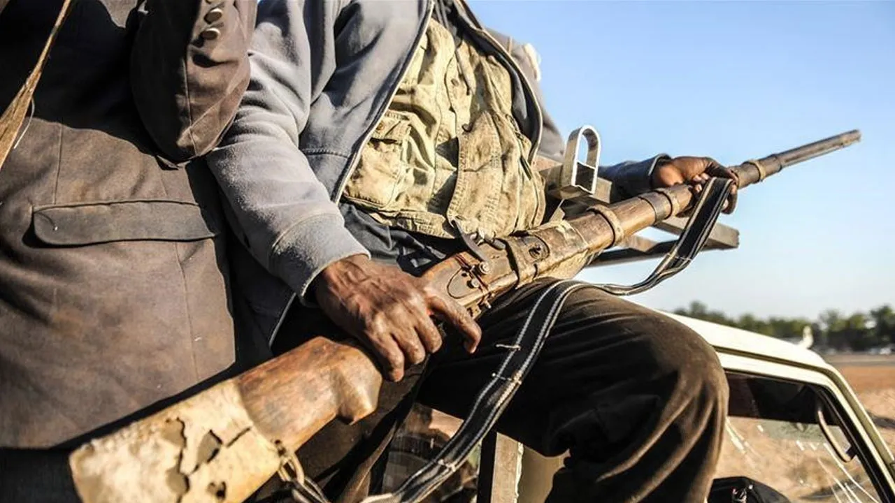 Nijer sınırında terör saldırısı! Benin ordusu 15 askerini kaybetti