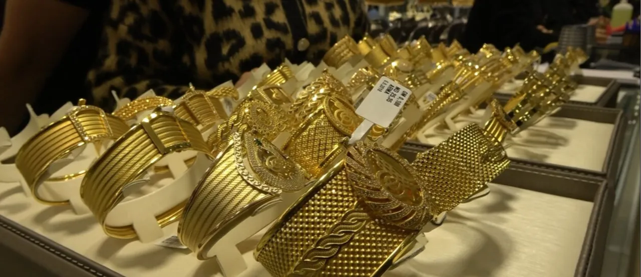 Savaş çıktı, altın düştü: Uzman isim 2 kritik eşiği işaret edip 'yeni zirve'yi açıkladı