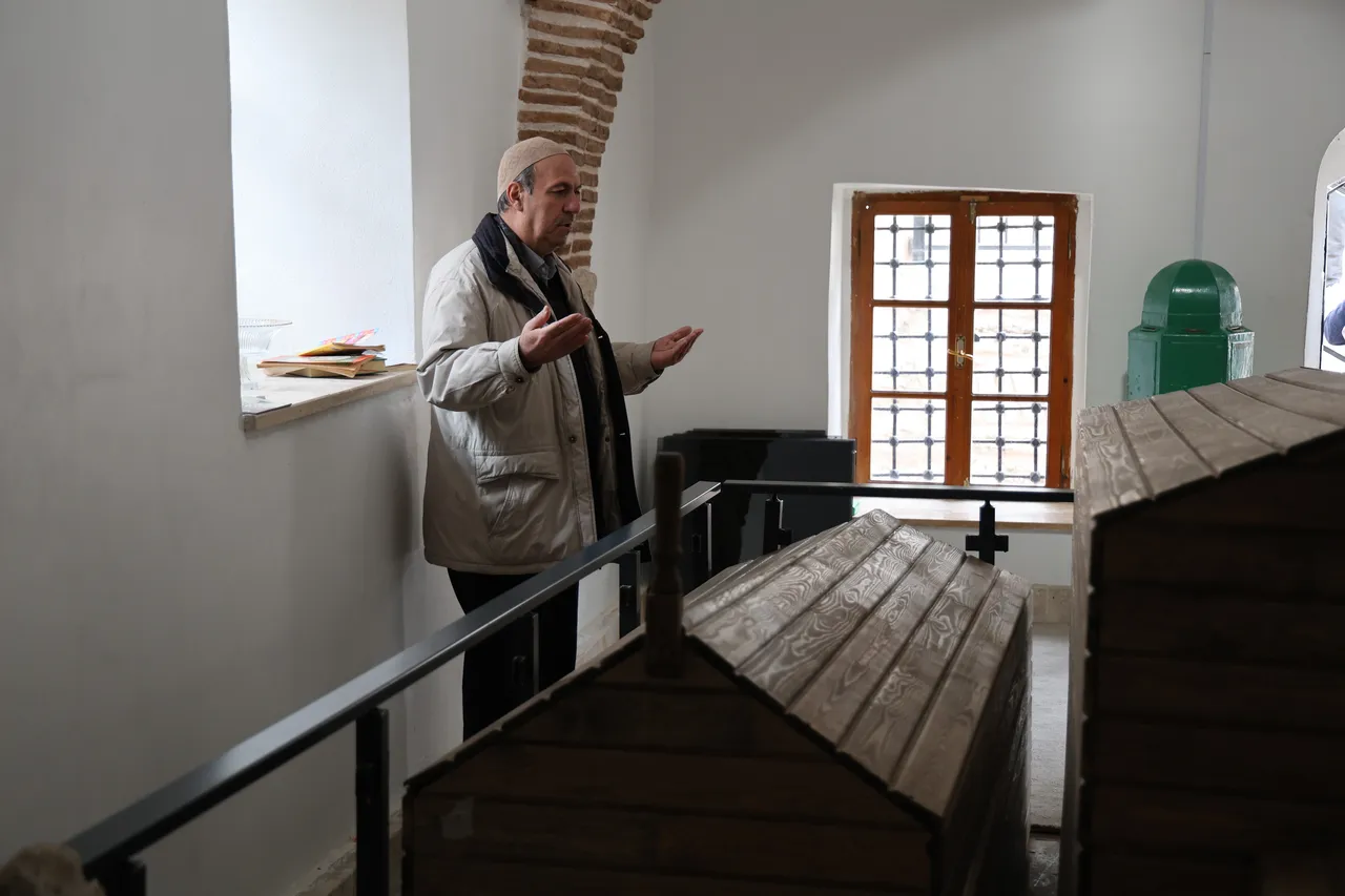 Sivas’ın manevi muhafızı  Kara Şems : Üç büyük Şems’ten birinin türbesinde Ramazan bereketi