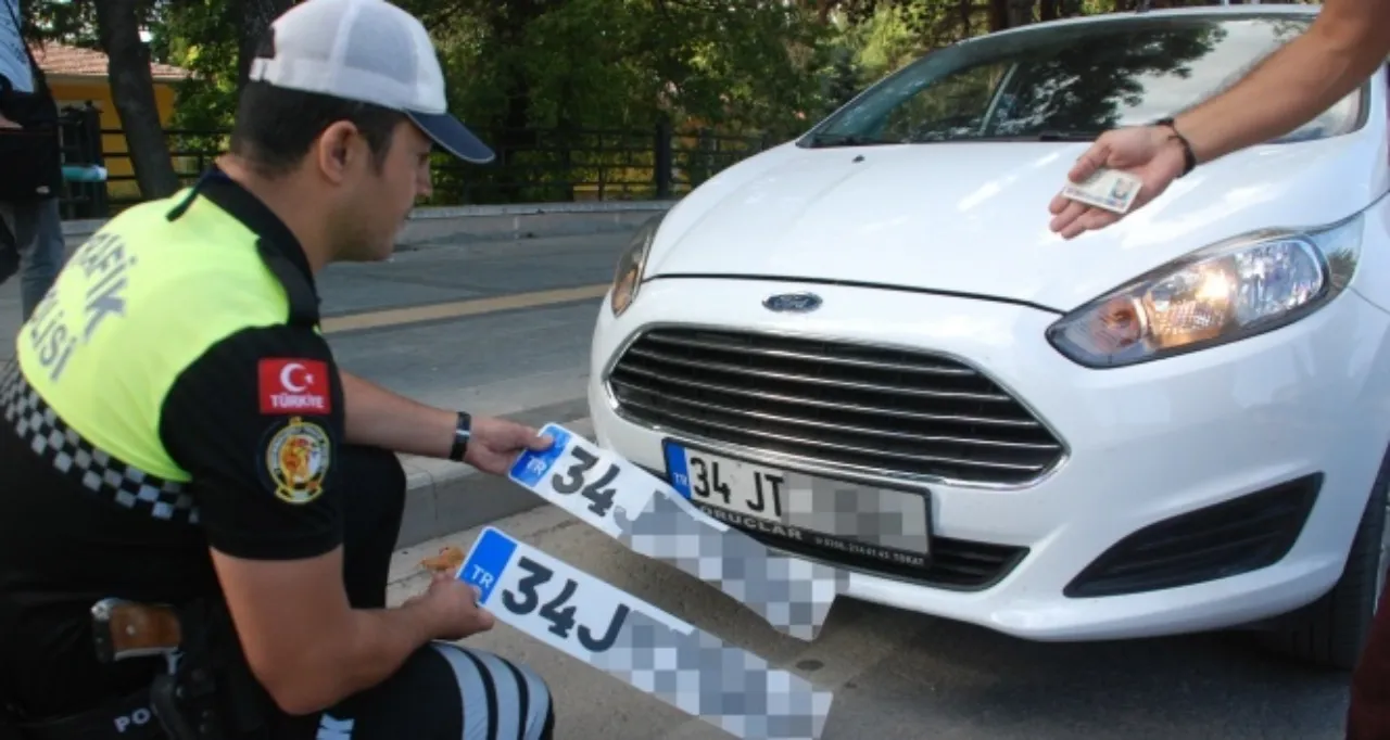 APP plaka kullanan sürücülere son çağrı! APP plaka değiştirmek için son gün ne zaman? 