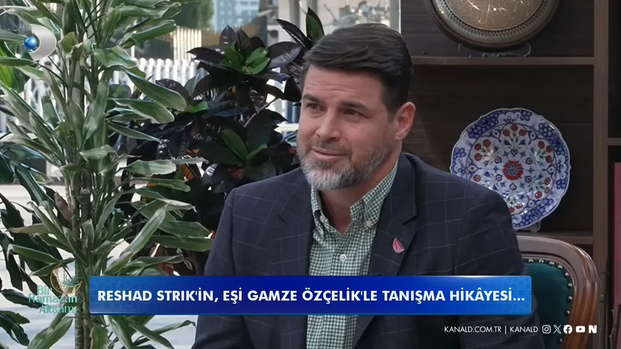 Gamze Özçelik ile Reshad Strik’in tanışma hikayesi ilk kez ortaya çıktı
