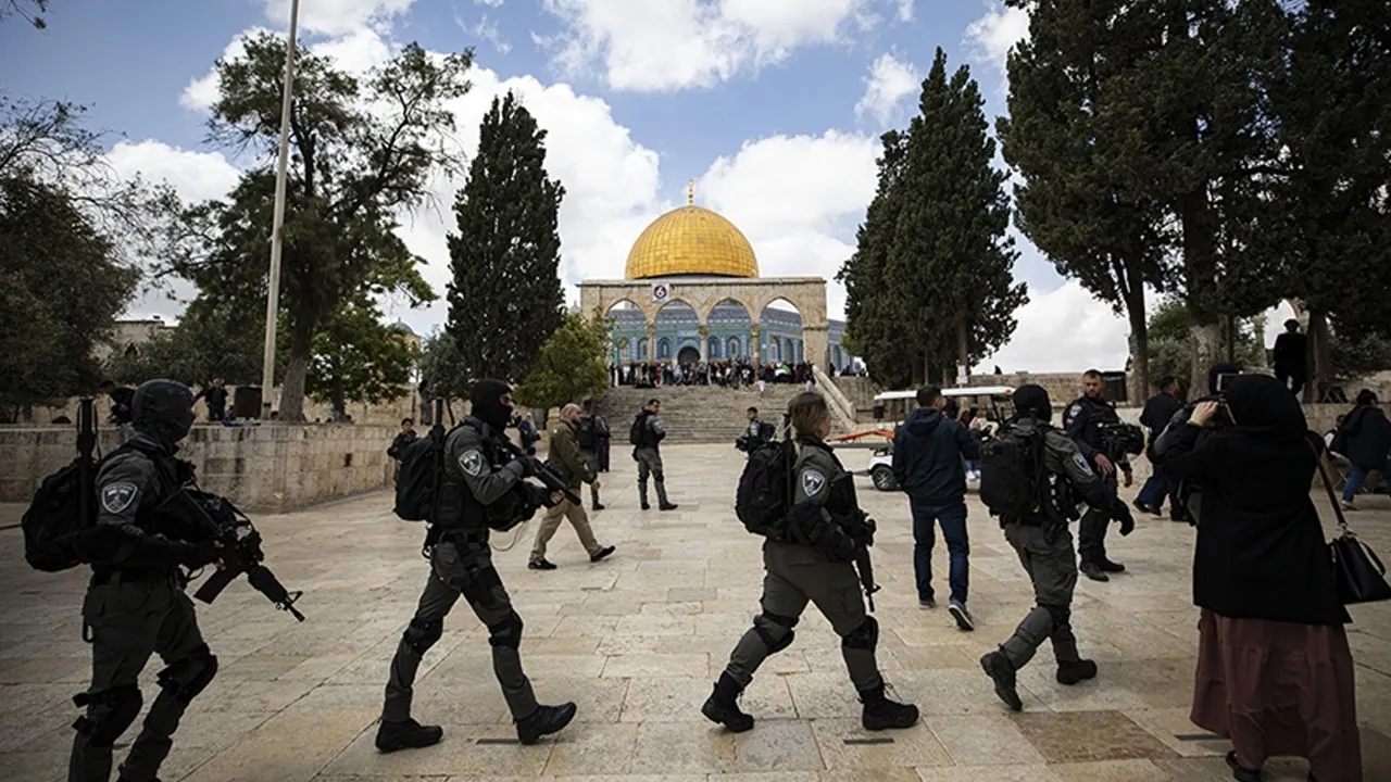 İsrail'in Mescid-i Aksa planı iddiası! İran hedef gösterilecek