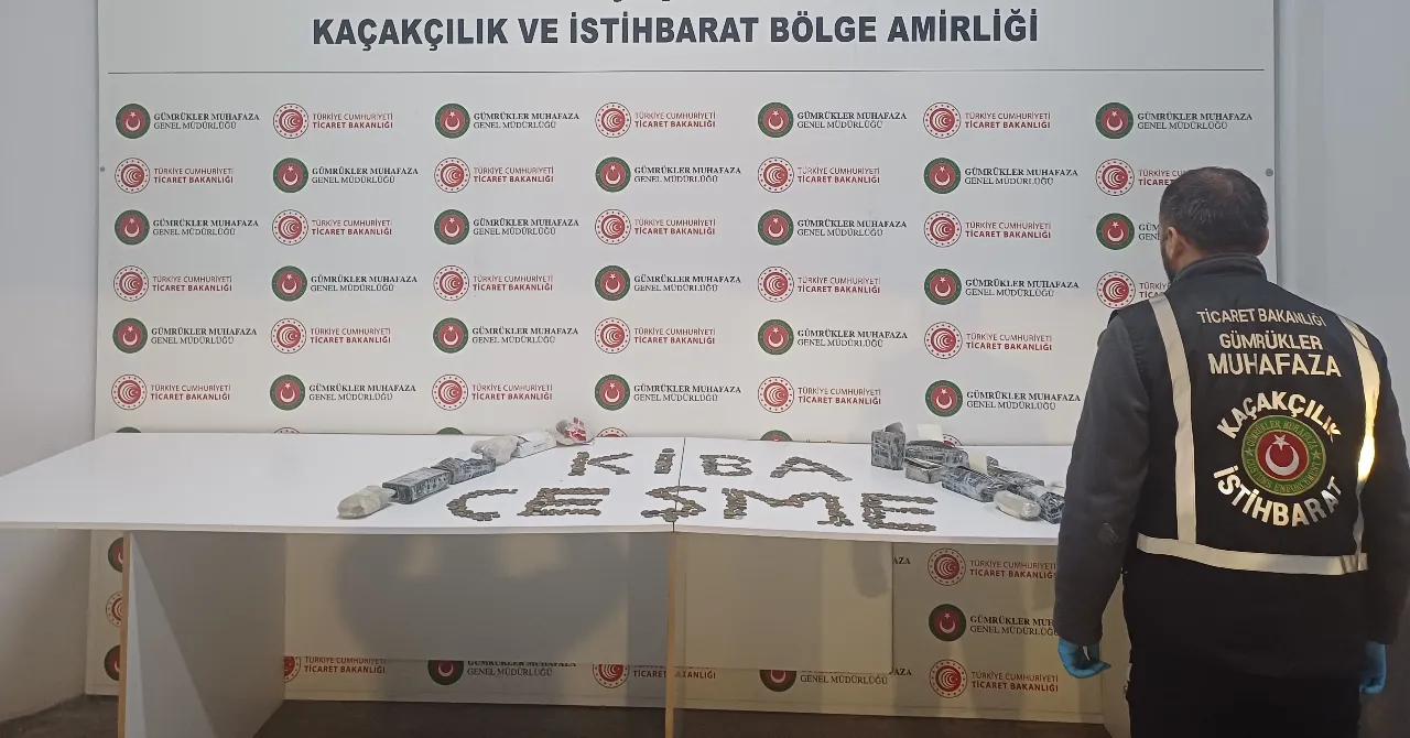 İtalya'ya kaçırılacaktı! Çeşme'de binlerce tarihi eser ele geçirildi