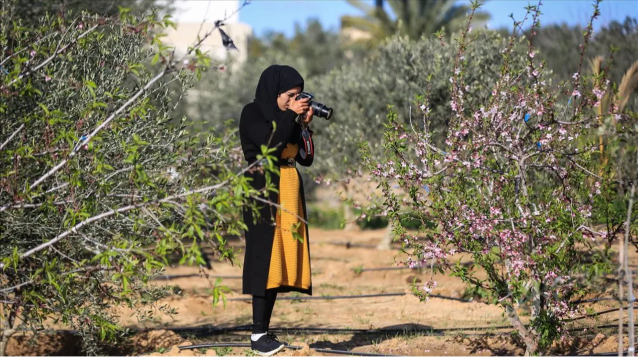 Kadınlar Günü mesajları! Anneye, eşe, kız kardeşe gönderilebilecek Kadınlar Günü mesajı örnekleri