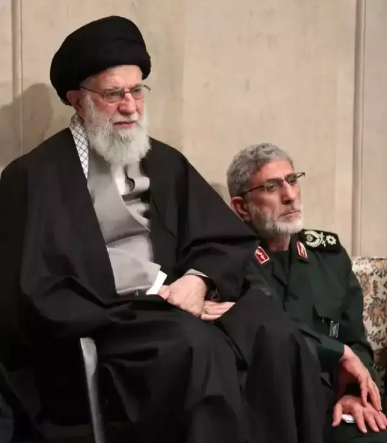 Tahran çalkalanıyor: 'Dokuz canlı' general infaz mı edildi? Hamaney suikastındaki sır perdesi!