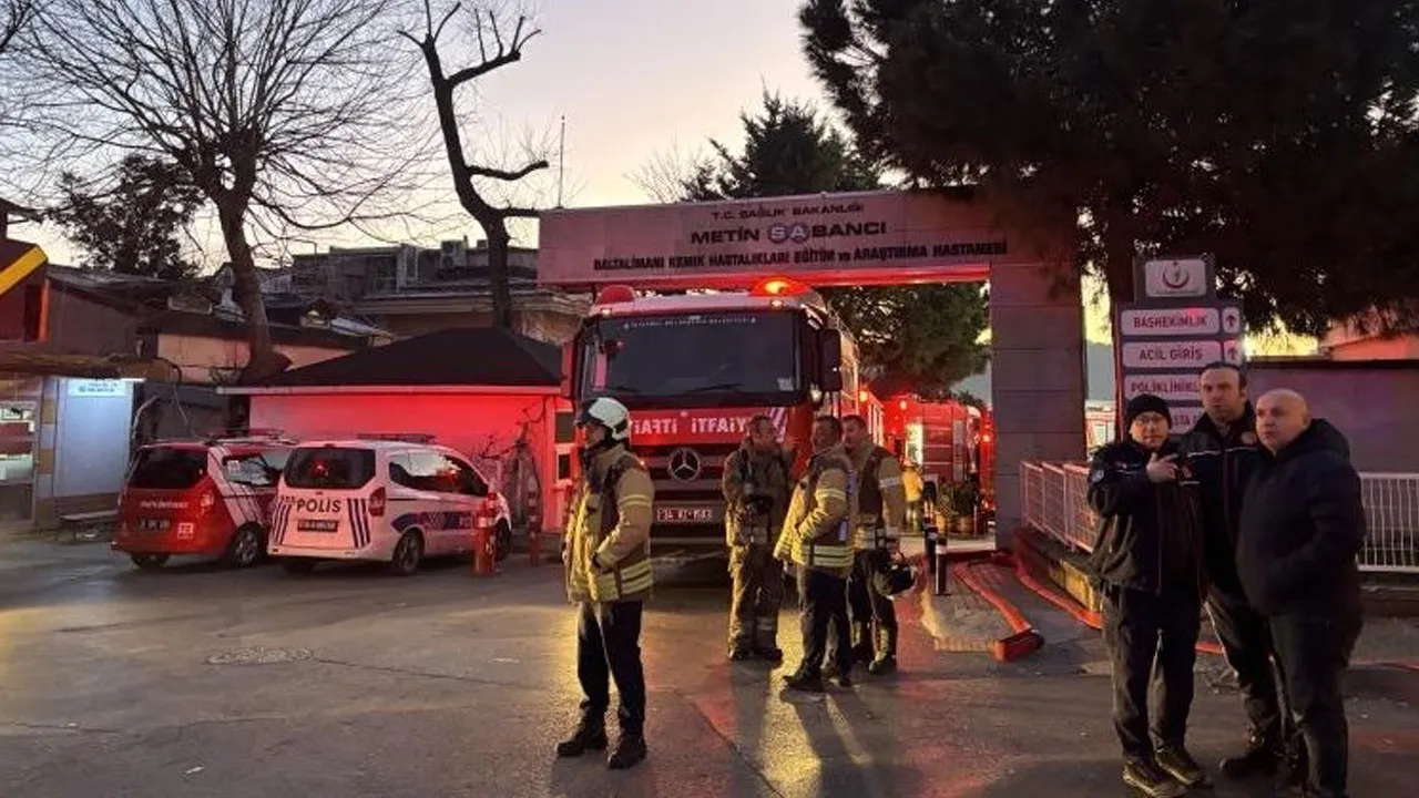 Baltalimanı Kemik Hastanesi'nde yangın çıktı! Hastalar tahliye edildi