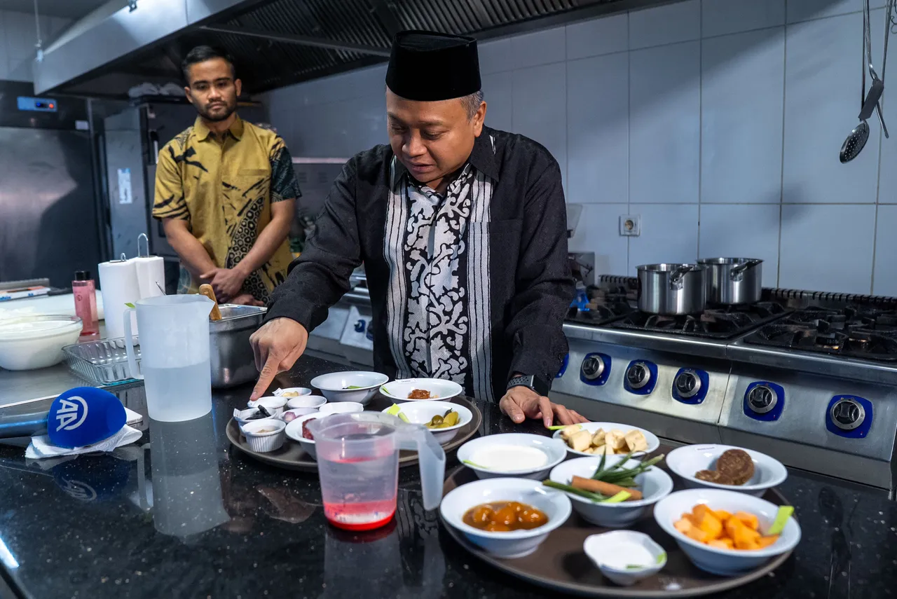 Endonezyanın Ankara Büyükelçisi güllaç için kolları sıvadı: İki halk için de özel bir yıl