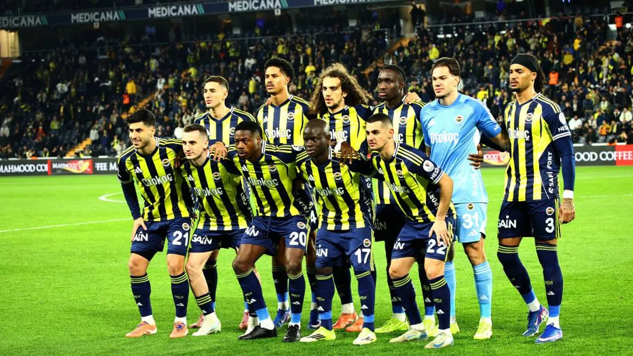 Fenerbahçeli yıldıza hem tepki hem destek