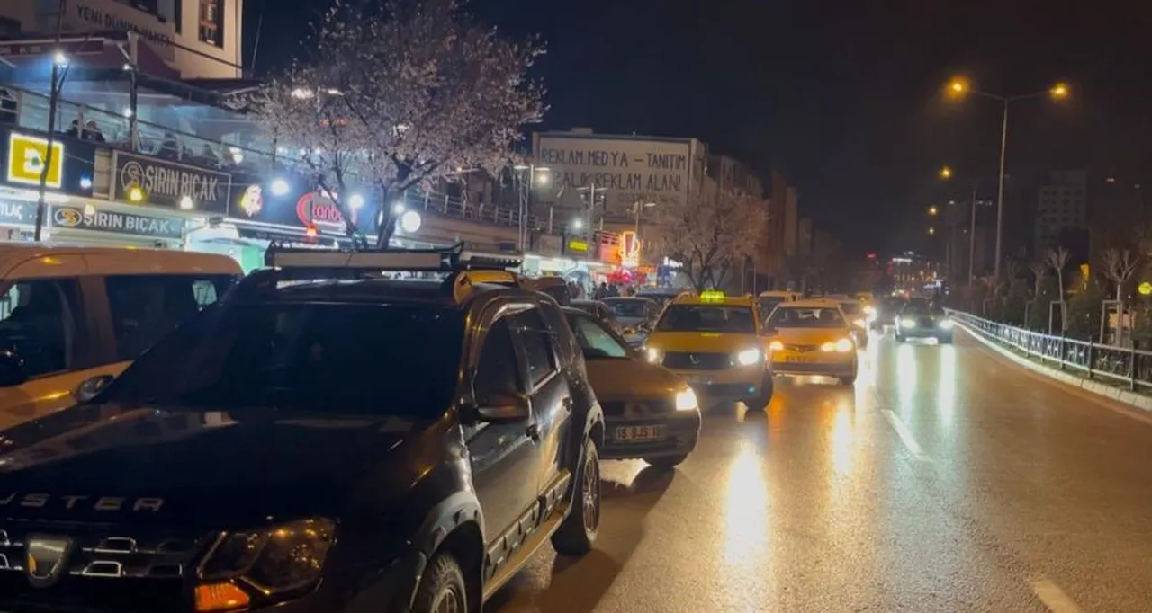 İstanbul'dan bile çıkıp giden var! Sahur vakti kuyruk uzadı, herkes bu lezzeti konuşuyor