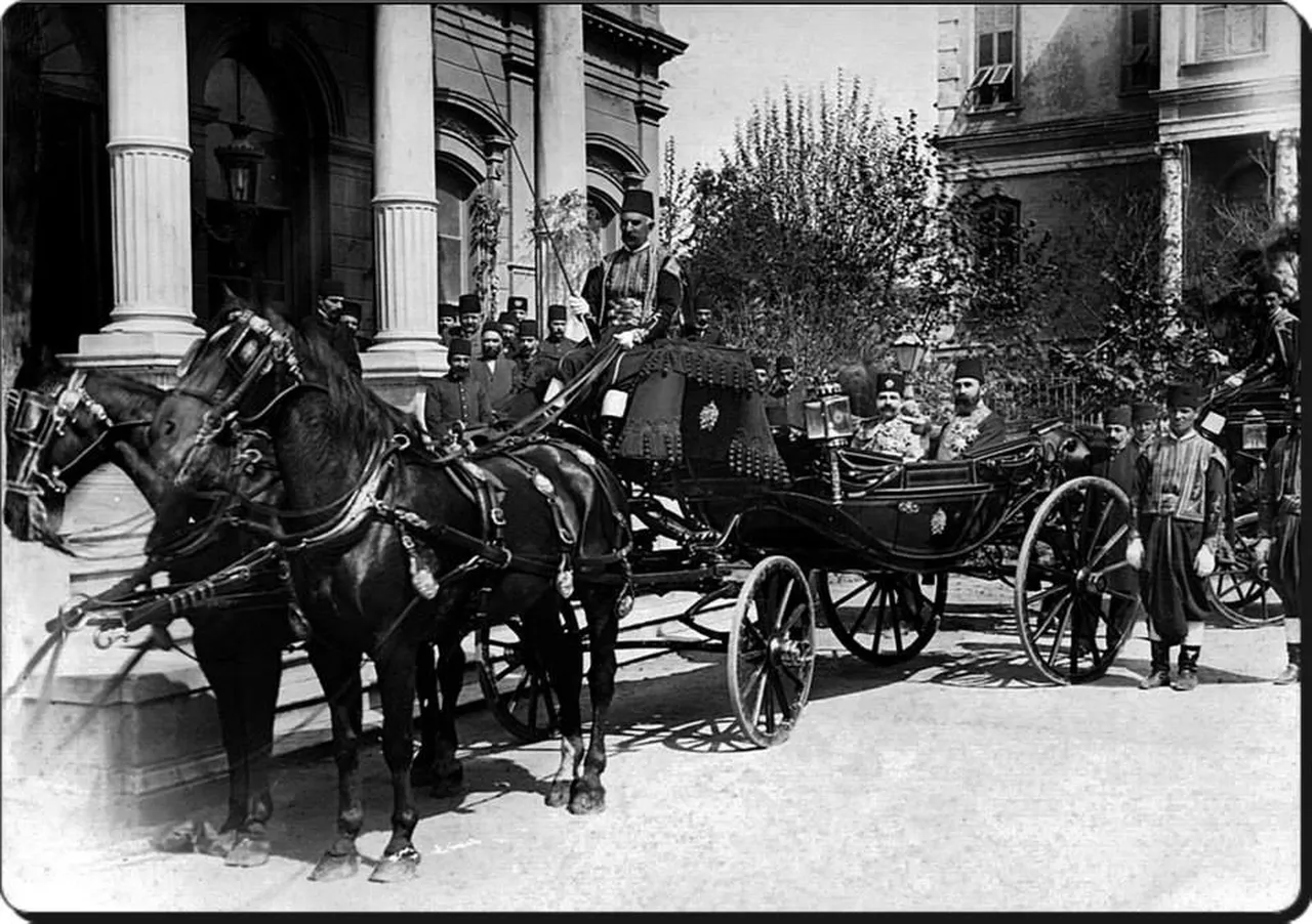 Muzaffereddin Şah İstanbul’da 1900