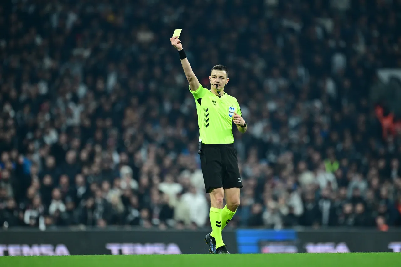 Usta kalemler, dev derbiyi yorumladı: Hakemin Osimheni atacak gücü yok