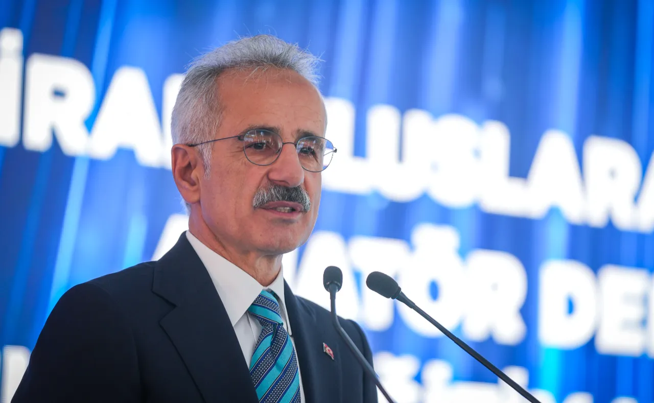 Doğu Akdeniz'de gücümüzü artıracak proje! Bakan müjdeyi ve tarihi de verdi