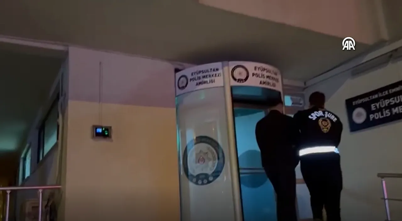 Galatasaraylı yöneticilere hakaret eden taraftar serbest bırakıldı