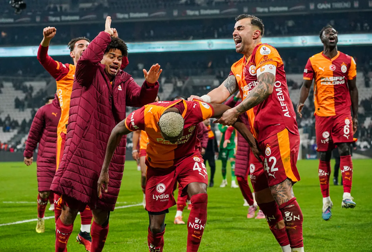 Galatasaraylı yöneticilere hakaret eden taraftar serbest bırakıldı