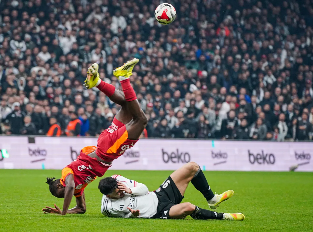 Galatasaraylı yöneticilere hakaret eden taraftar serbest bırakıldı