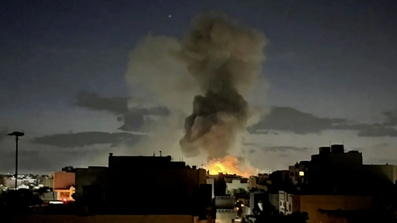 İsfahan’da patlamalar! İsrail İran’ın merkezini hedef aldı 