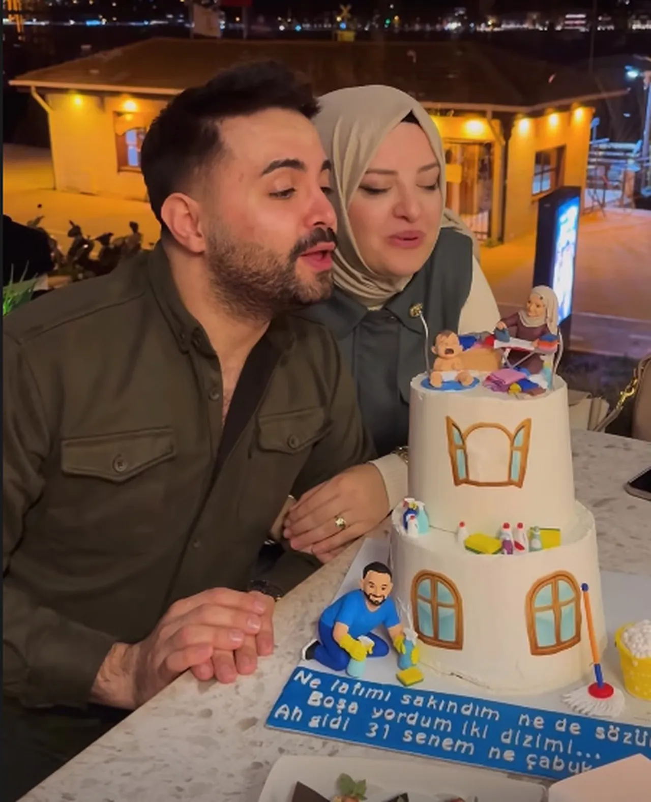 Kadir Ezildi baba mı oluyor? Tek cümlelik açıklaması dikkat çekti