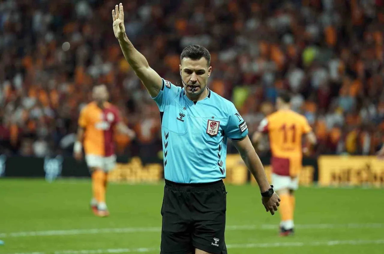 Kayserispor Trabzonspor maçı nerede izlenir, hangi kanalda, saat kaçta? Maçı Cihan Aydın yönetecek