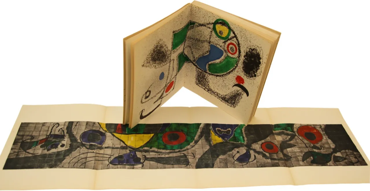   Milimetrik miras! Her sayfası ipek, görenler inanamıyor 