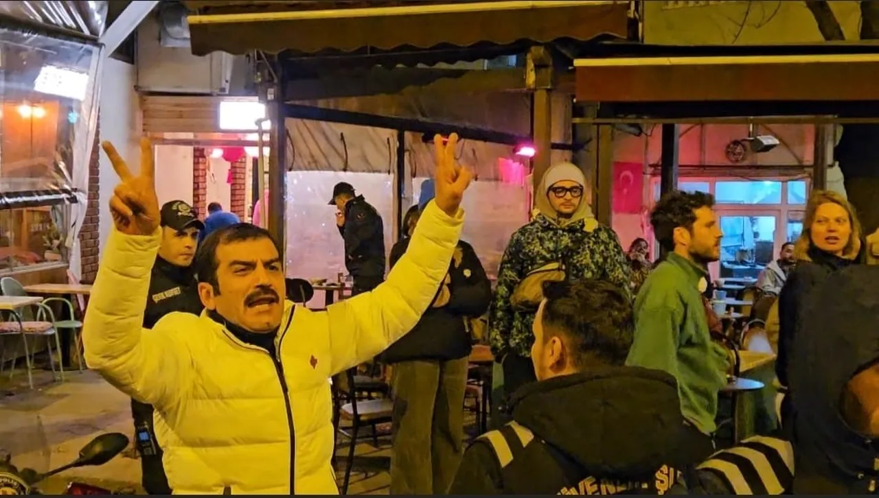 Oyuncu Ufuk Bayraktar 8 Mart yürüyüşünde olay çıkardı