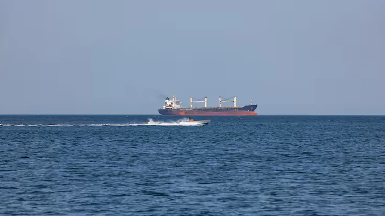 Bakan Uraloğlu'ndan 'Hürmüz Boğazı' açıklaması