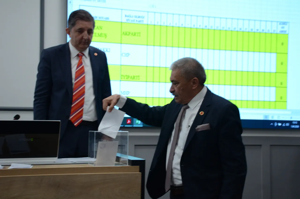 Bilecik'te sandıkta 'fire' şoku: CHP'nin çoğunlukta olduğu mecliste zafer AK Parti'nin oldu