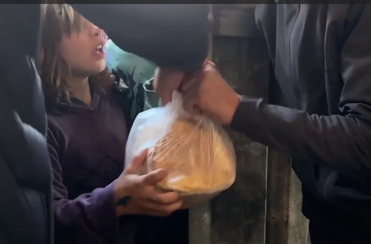 Cebinde 3 şekel bozukluğu olmayan aç kalıyor... Gazze'de 'bozuk para' barikatı