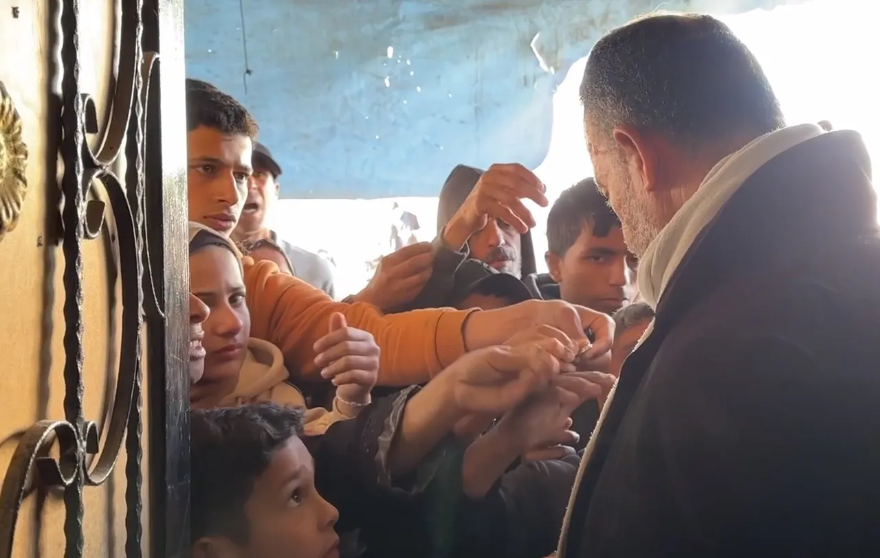 Cebinde 3 şekel bozukluğu olmayan aç kalıyor... Gazze'de 'bozuk para' barikatı