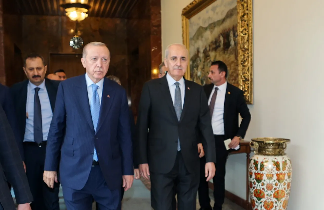 Cumhurbaşkanı Erdoğan, Meclis Başkanı Kurtulmuş ile görüştü