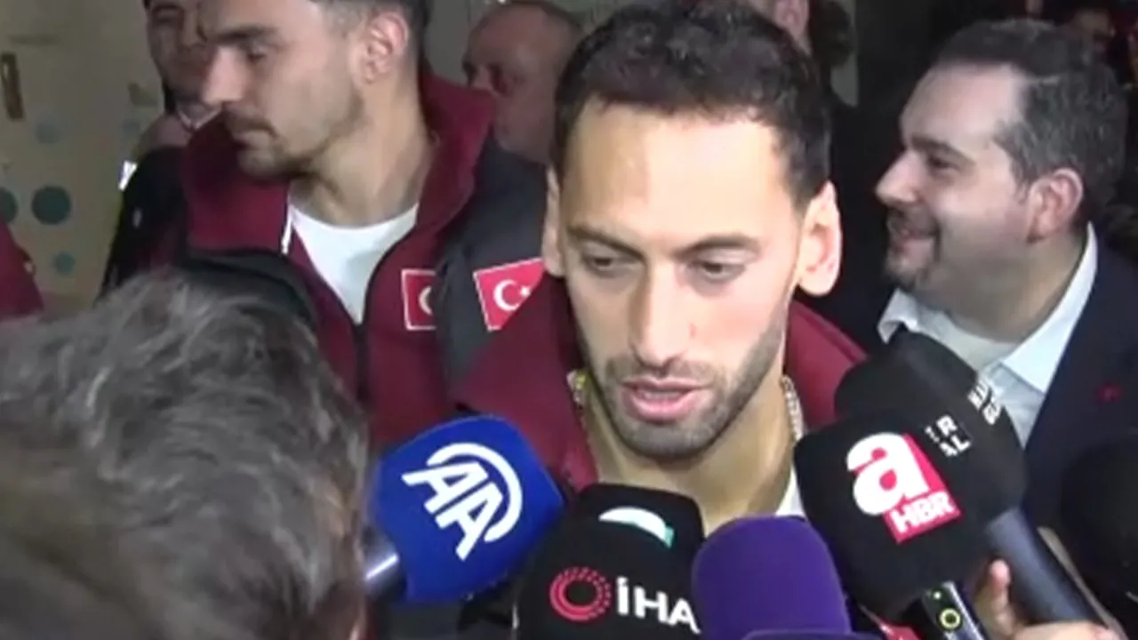 Dünya Kupası biletini kapan A Milli Takım yurda döndü