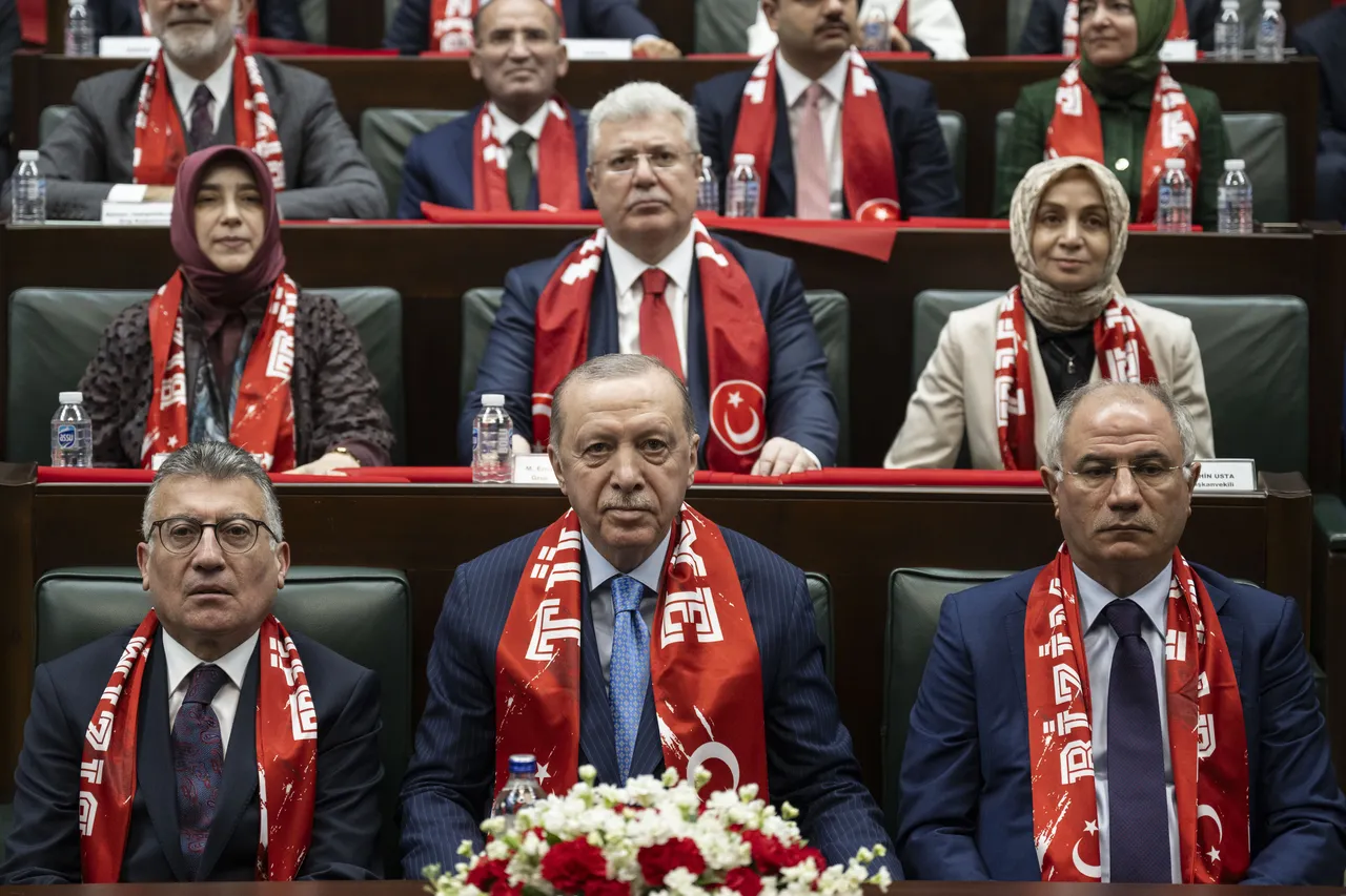 Erdoğan, isim vermeden Özele yüklendi: Yüzü dahi kızarmıyor