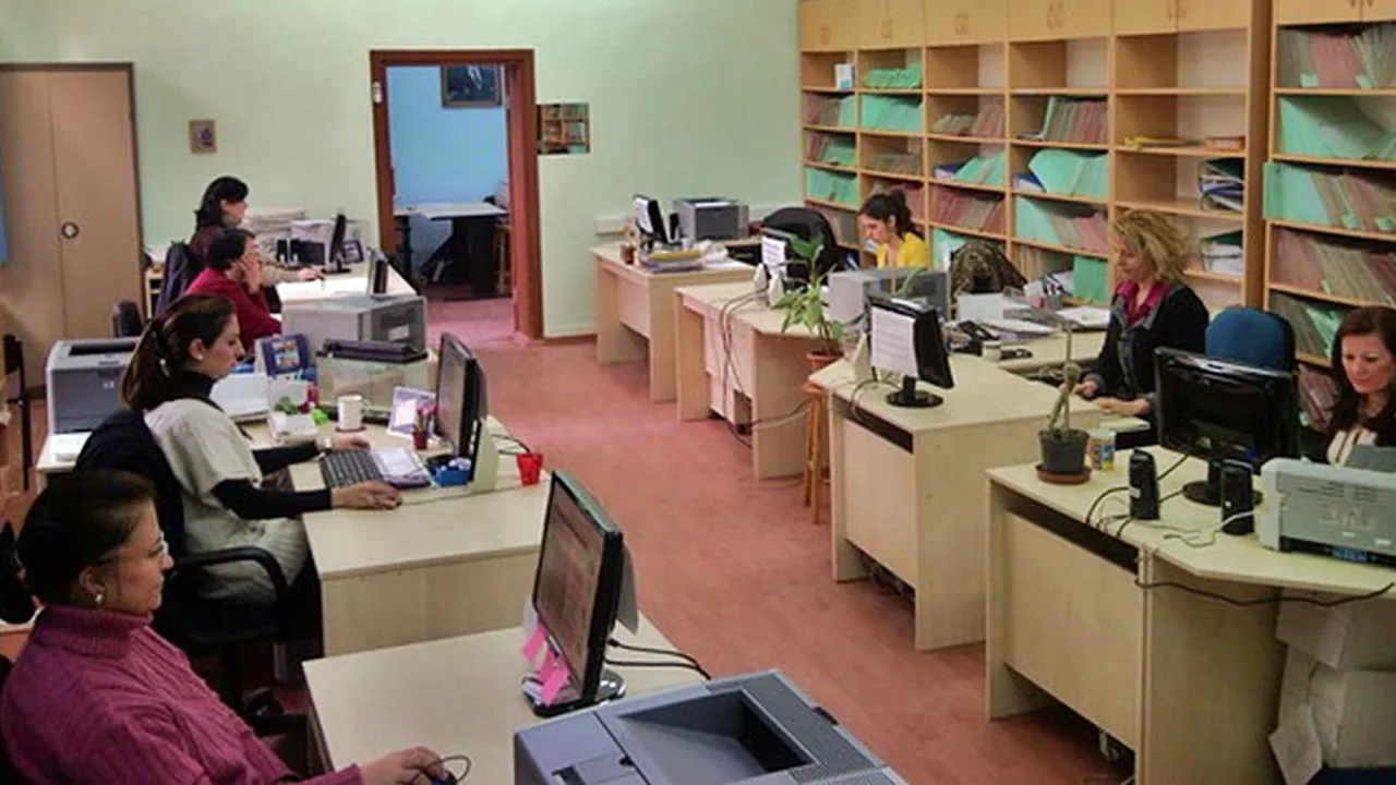 İsa Karakaş Uşak Belediyesi örneğiyle tek tek anlattı: Milletin parasını çarçur ediyorlar